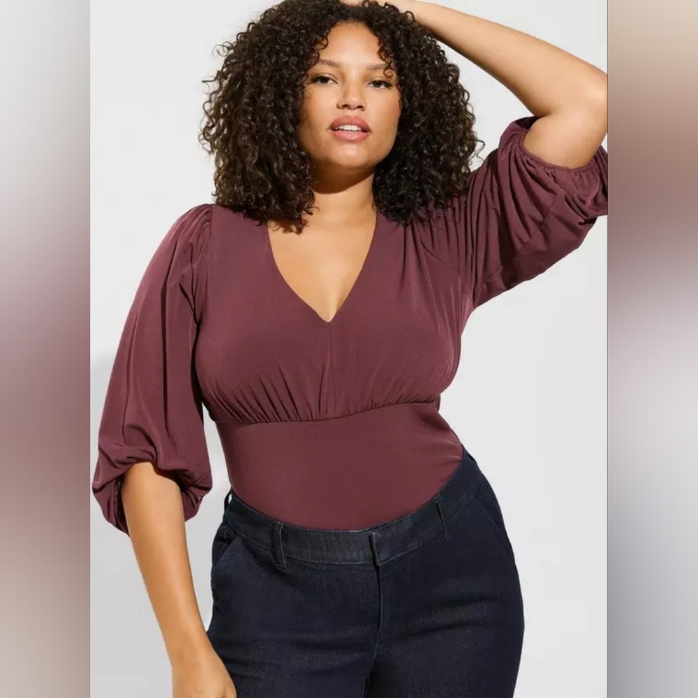 Studio Knit V-Neck Quarter Sleeve Shirred Top - PLUS SIZE 00 / M/L / 10 (D3-5)